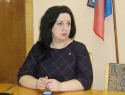 Провожали с благодарностью и цветами: мэр Харцызска Виктория Жукова подала в отставку