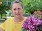 «Военные скидок не просят»: цветы для донецких дам продает жительница Александровки 