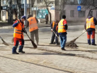 Работают под непрекращающимися обстрелами: коммунальщики Донецка готовят город к наступлению тепла
