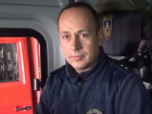 «Я упал под автоцистерну, которая весь удар приняла на себя», - спасатель из Донецка рассказал об опыте работы под огнём ВФУ 