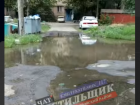 По улицам текло, а в рот не попало: в Донецке люди сидят месяцами без воды пока по улицам растекаются питьевые реки