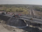 На удачу: во время восстановления путепровода в ДНР рабочие нашли подкову