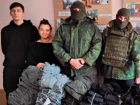 Эти вещи согревают военных в холодную погоду: студенты и преподаватели ДНР шьют тёплую одежду солдатам и отправляют её на фронт