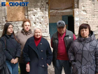 Двери лень поставить: Минстрой виртуально расселил жителей подъезда на на Киевском, 71 в Донецке