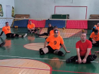 Сборной ДНР по волейболу сидя подарили комплекты спортивной экипировки 