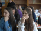 «Народная дружина» обучает детей ДНР навыкам оказания первой  помощи при ранениях
