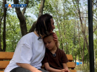 Маленькие герои Донецка: как два сына погибшего участника СВО покорили соцсети, помогая маме