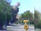 Появилось видео с моментом обстрела центра Донецка