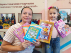 Дети из Мурманской области подарят книги школьникам ДНР 