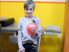 12-летнюю девочку из ДНР, у которой парализовало руки и ноги из-за минно-взрывного ранения, возвращают к жизни российские врачи