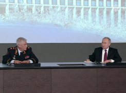 «Я прошу здесь навести порядок и быстро это сделать»: Владимир Путин возмутился очередями за получением паспорта РФ в ДНР и других новых регионах