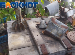 «Вот двигатель от Точки-У»: донецкий пенсионер создал дома музей современной истории Донбасса