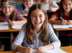 Президент России Владимир Путин подписал закон о продлении льгот на учебу школьникам ДНР 