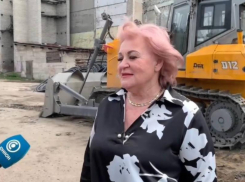 «Еще два бульдозера и семь мусоровозов»: какая техника для устранения мусора приехала в ДНР