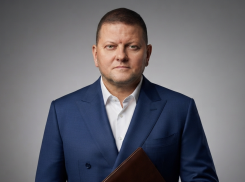 Новости СВО: Залужный сдал ВСУ, украинские солдаты бегут в женских платьях
