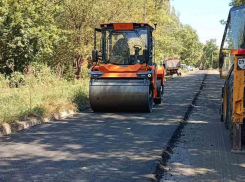  К ремонту дорожного полотна уже на третьем объекте в Горловке приступили специалисты