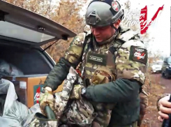 Народный фронт привез помощь бойцам, освобождающим Селидово