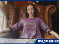 Свой День рождения празднует психолог и волонтер из ДНР  Ирина Зубкова