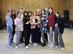 Мастер-класс по сценической речи прошел в Мариуполе для подростков