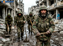 В Северске ВС РФ взяли в плен батальон украинских бомжей с лопатами