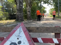 Шеф-регион Бурятия ремонтирует дороги в Старобешево ДНР