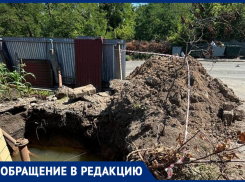 В Донецке с мая не могут устранить порыв гидранта: жители тем временем остаются без воды