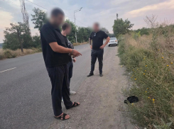 Мешок на голову, угрозы и угон: в Мариуполе раскрыли дерзкое ограбление
