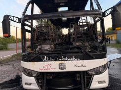  Стали известны имена раненных пассажиров автобуса, сгоревшего после атаки дрона украинских фашистов в Енакиево