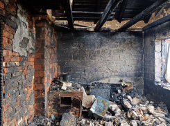 Пожар убил 79-летнего дедушку в Макеевке утром 7 декабря 