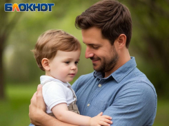 Жителям ДНР рассказали при каких условиях можно оформить материнский капитал на отца ребёнка 