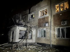 Массовая атака дронов ВСУ на Донецк, повреждены жилые дома