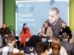 Министр молодёжной политики ДНР рассказал о впечатлениях после беседы с иностранцами в ЛНР