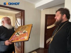 В Курахово доставлена икона Николая Чудотворца, переданная митрополитом Владимиром