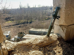 Новости СВО: ВС РФ задушили ВСУ в огненном мешке, прямо сейчас сдаются два города ДНР