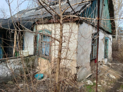 Пьяная поножовщина: жительница ДНР предстанет перед судом за смерть сожителя