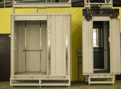 Почти миллион рублей на ремонт лифтов в Ясиноватой потратил российский меценат