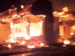 Огонь и крики: ВСУ ударили крылатыми ракетами по центру Донецка