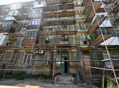 В Торезе до конца осени отремонтируют многоквартирный дом 