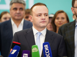 Много ностальгии и чуть-чуть о будущем: что обещают жителям ДНР кандидаты в президенты