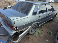 Пьяный угонщик «улетел» в кювет на ворованной машине в Шахтёрске