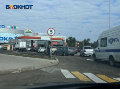 В ДНР бензин дороже на 15 рублей за литр, чем в Ростовской области 