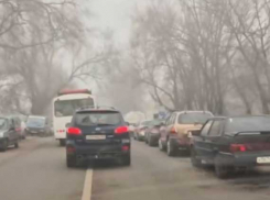 В Донецке километровые очереди в МРЭО, «Госуслуги» не спасают