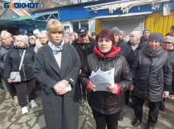 Агония на Пасху: предприниматели рынка «Аквилон» обратились за защитой к Владимиру Путину