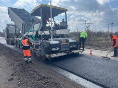 Ремонт дорог в ДНР продолжили и в декабре: какие улицы лучше объехать