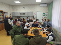 Следователи ДНР привезли гумпомощь детям, эвакуированным из зоны боевых действий