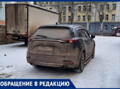  «Я в ужасе, руки трясутся до сих пор»: наглый водитель чуть не сбил жительницу Донецка на пустой парковке 