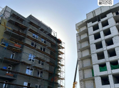 В Мариуполе достроили два корпуса нового жилкомплекса