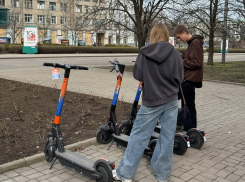 Самокат в прокат: о чем должны знать жители ДНР, решившие оседлать СИМ