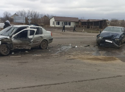20 человек, в том числе и дети, получили травмы в ДТП на дорогах ДНР за прошедшие сутки