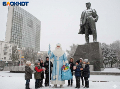 Дед Мороз из-под Воронежа поздравит детей Донбасса эксклюзивными подарками